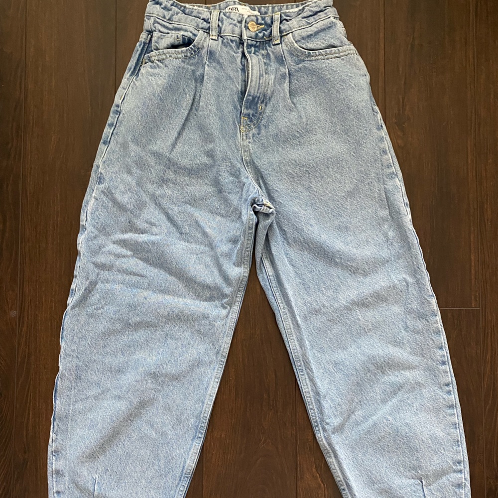 ZARA tapered vintage style jeans